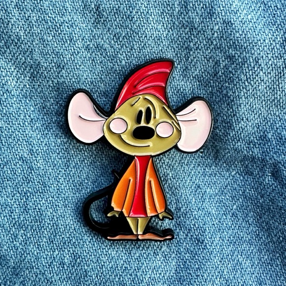Cinderella Enamel Pin - Jaq | Disney - Picture 5 of 6